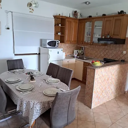 Apartment Zlatko