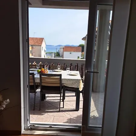 Zlatko Apartment