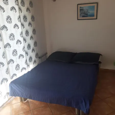 Apartment Zlatko Pakostane