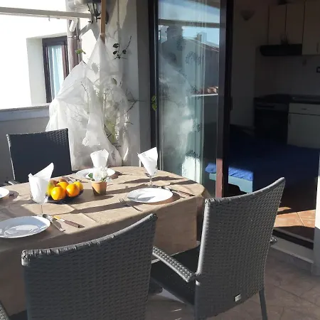 Zlatko Apartment *