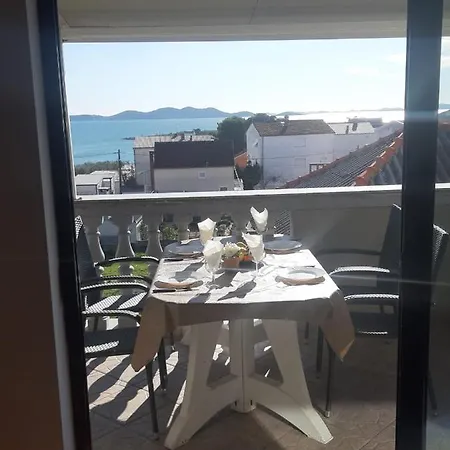 Apartment Zlatko *